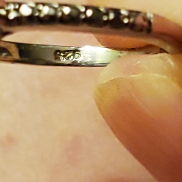 Beautiful sterling silver and blue Topaz ring - Picture 2 of 3